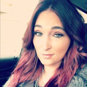 Meet your Posher, Misti